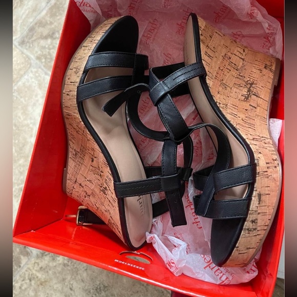 Wedges - Picture 2 of 4